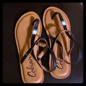 Women’s sandals